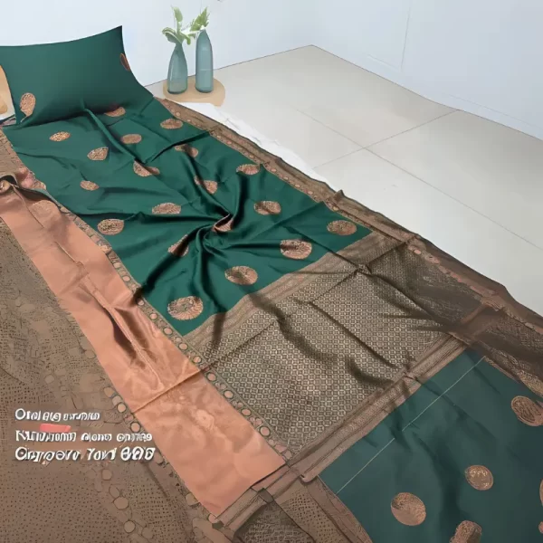 Women Banarasi Jacquard Soft Silk Saree With Running Blouse (Green)